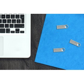 Флеш-накопичувач USB3.2 16GB Goodram UNO3 (UNO3-0160S0R11)